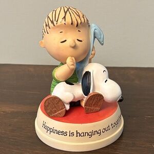 Peanuts Linus and Snoopy Hallmark โHappiness is hanging out togetherโ loyalty